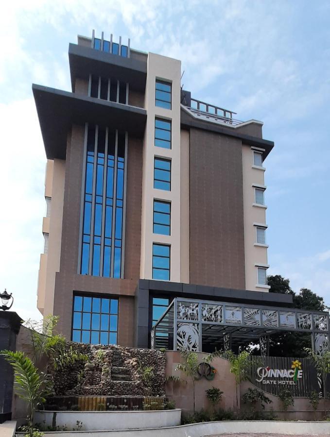 The Pinnacle Inn Sarnath Varanasi Exterior foto